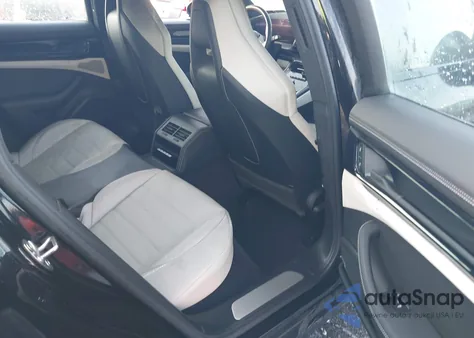 2025 Porsche Panamera 4 z USA, uszkodzony, nr VIN WP0AA2YA0SL007865